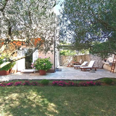 Kvasina Apartments Zadvarje Экстерьер фото