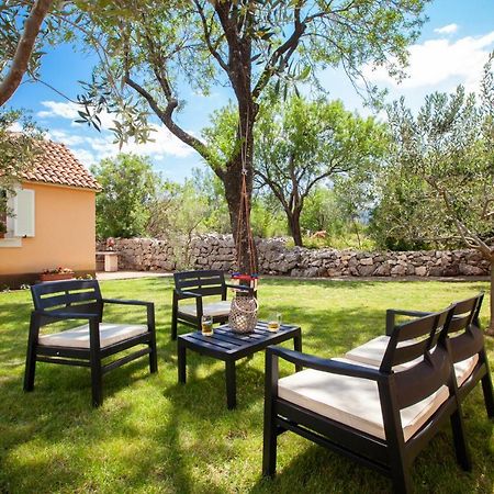 Kvasina Apartments Zadvarje Экстерьер фото