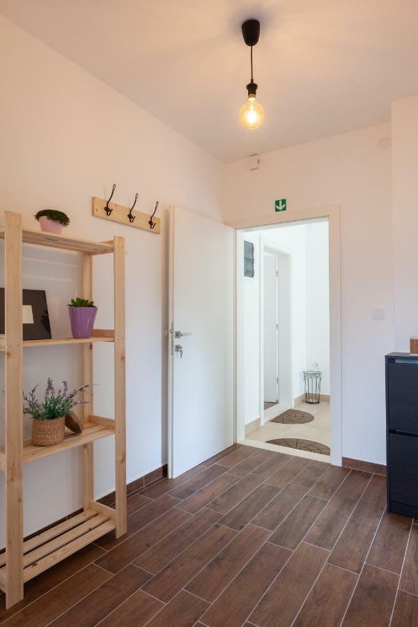 Kvasina Apartments Zadvarje Экстерьер фото