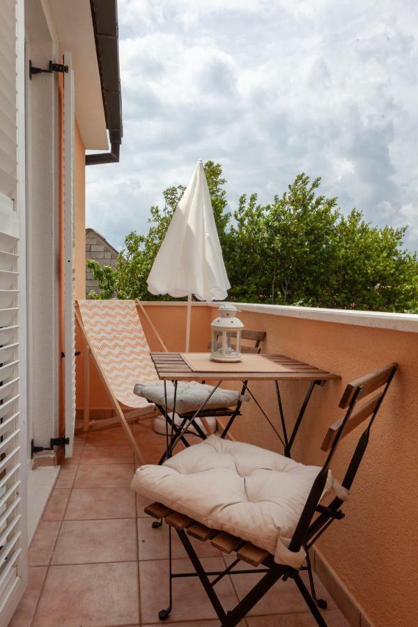 Kvasina Apartments Zadvarje Экстерьер фото